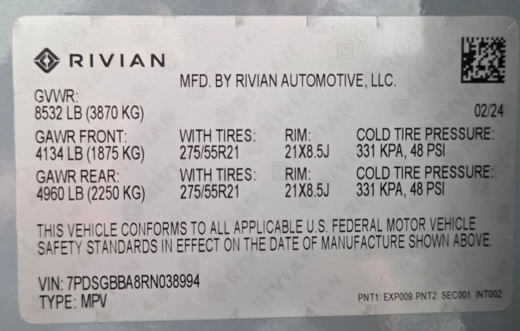 Used 2024 Rivian R1S Adventure AWD/4WD image 33