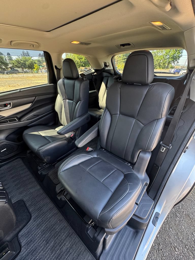 Used 2022 Subaru Ascent Limited w/ Technology Package AWD/4WD image 29