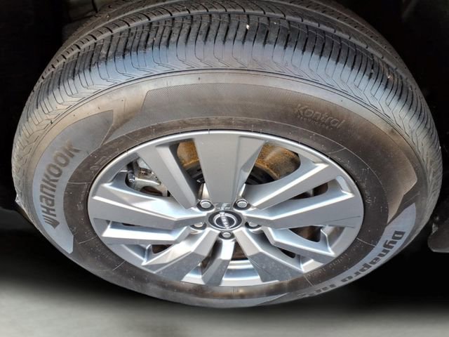 Certified 2025 Nissan Pathfinder S w/ Cargo Package AWD/4WD image 9