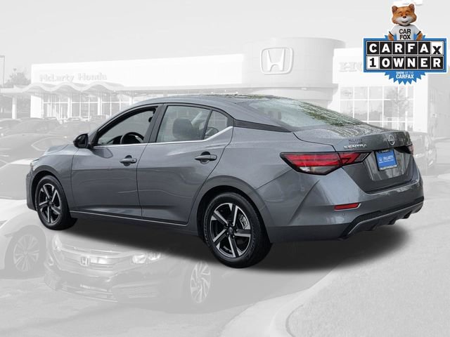 Used 2024 Nissan Sentra SV image 3