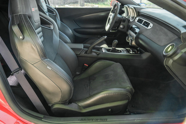 Used 2015 Chevrolet Camaro Z/28 image 37