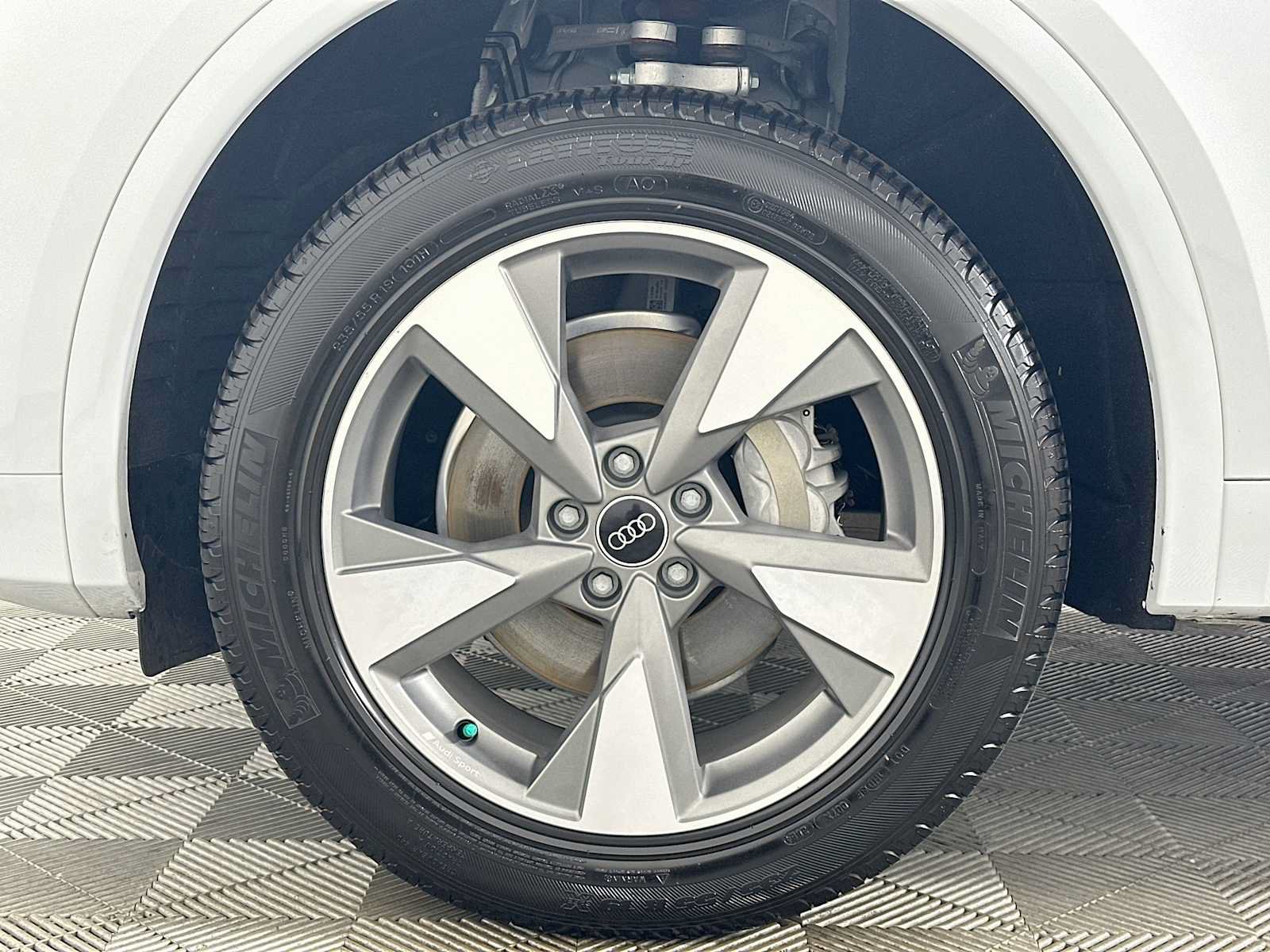 Certified 2023 Audi Q5 Premium AWD/4WD image 29