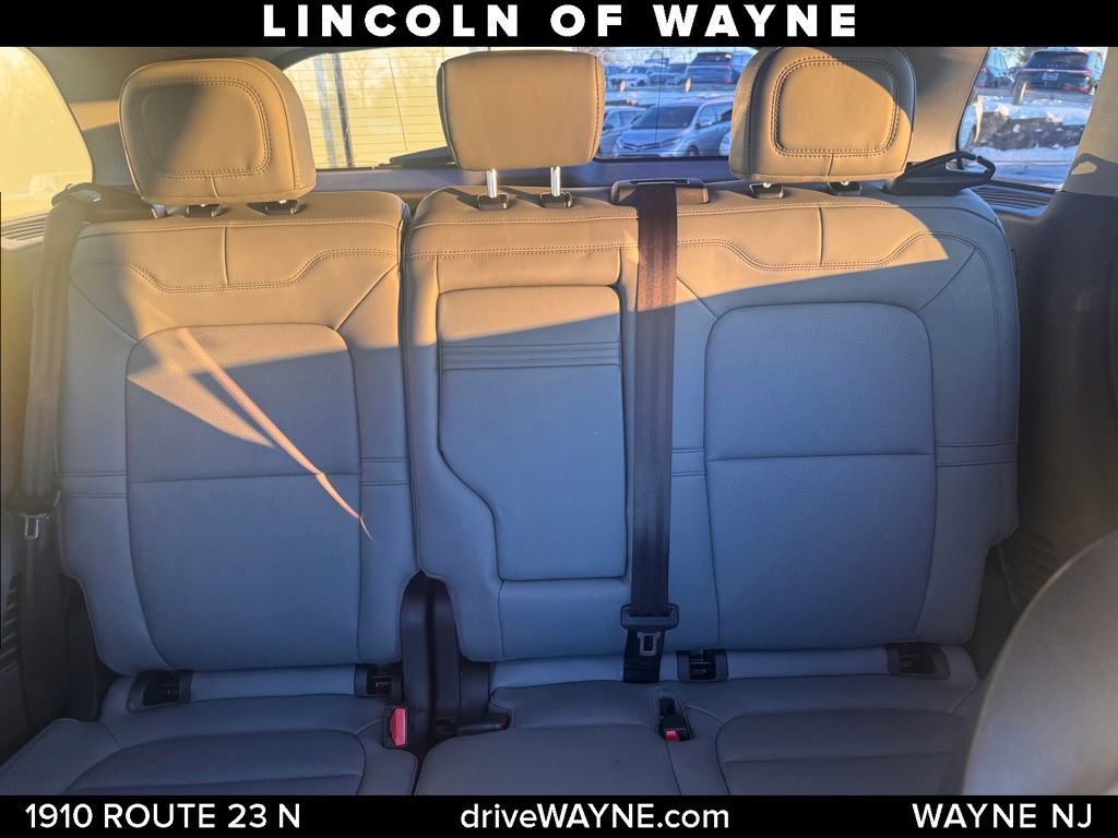 Certified 2022 Lincoln Corsair AWD w/ Equipment Group 101A image 15