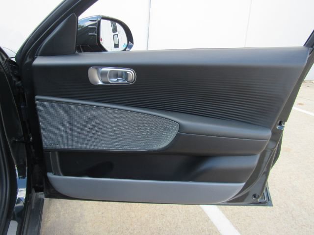 Used 2023 Hyundai Ioniq 6 Limited image 21