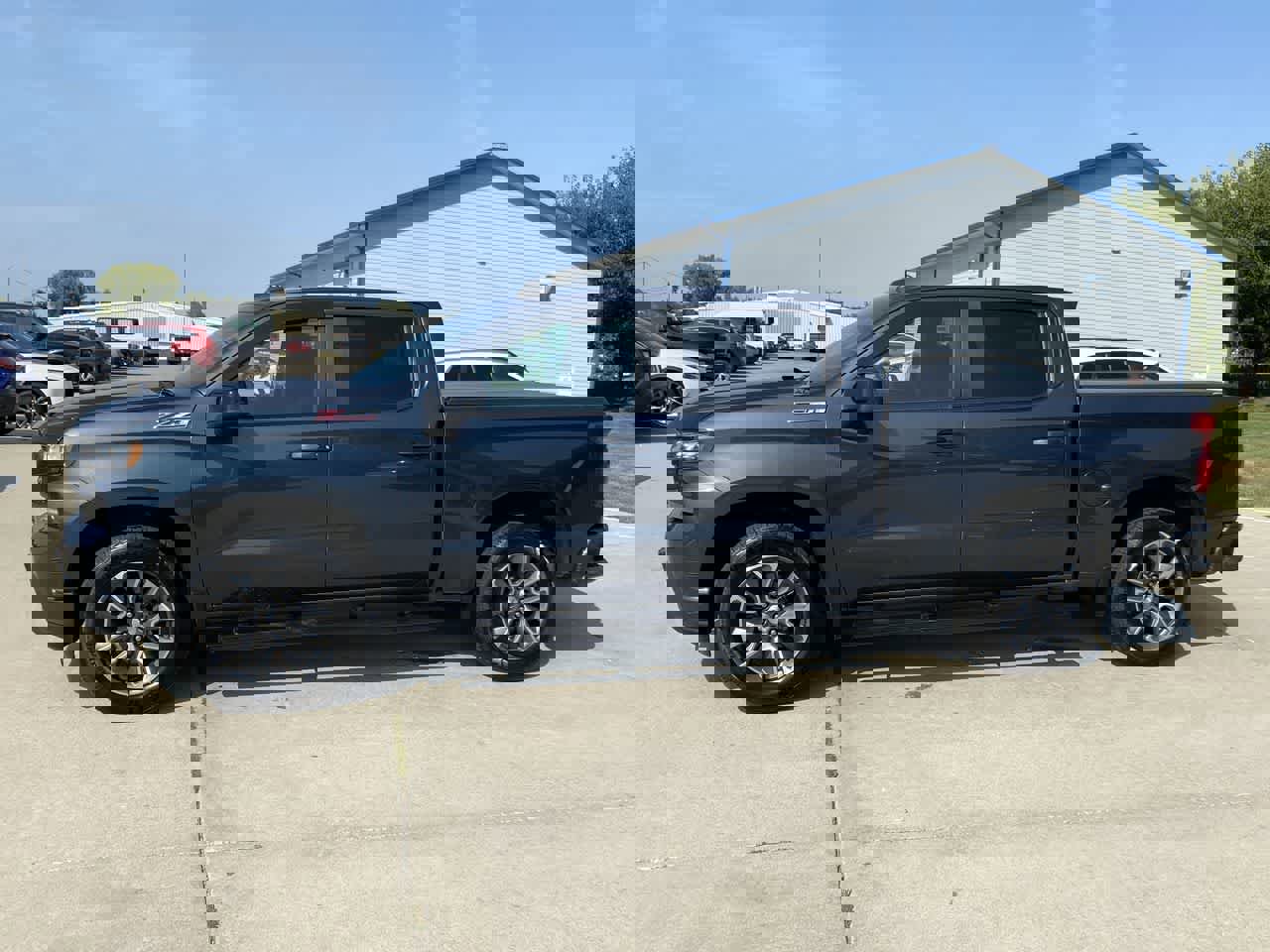 Used 2020 Chevrolet Silverado 1500 RST image 3