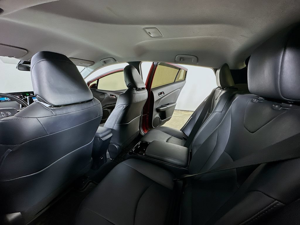 Used 2017 Toyota Prius Prime Premium FWD image 13