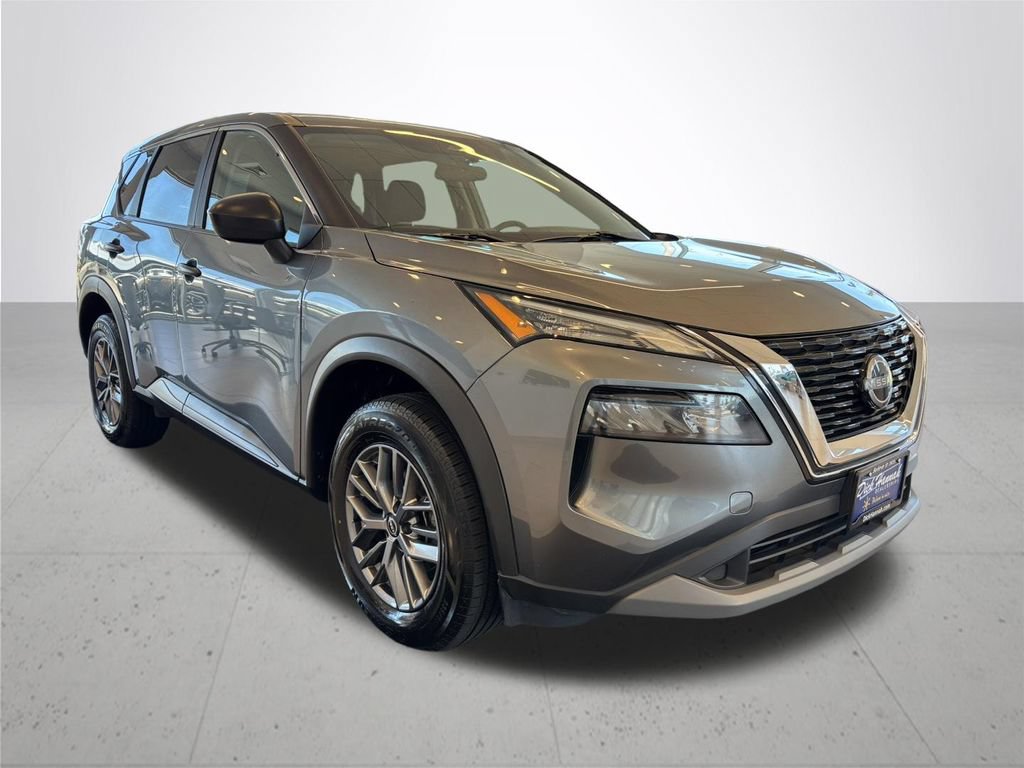 Used 2023 Nissan Rogue S AWD/4WD image 5