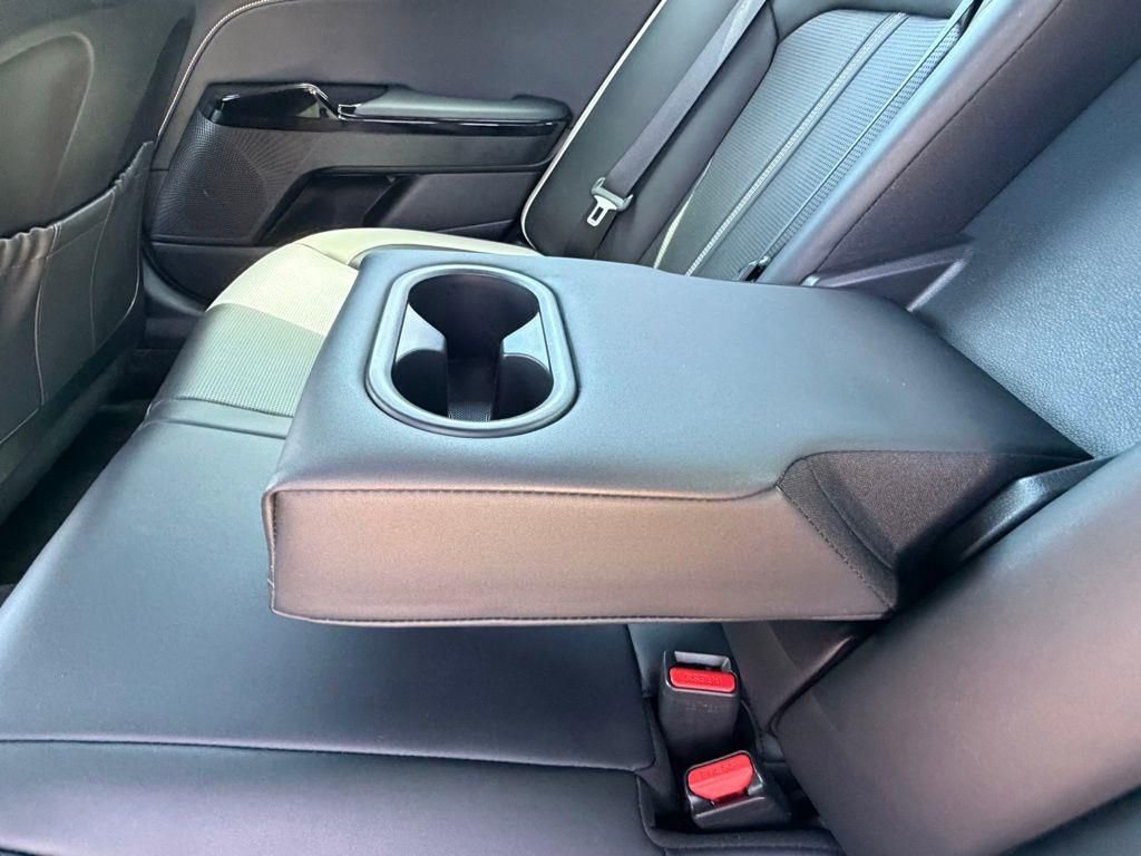 Used 2025 Kia K5 GT-Line AWD/4WD image 15