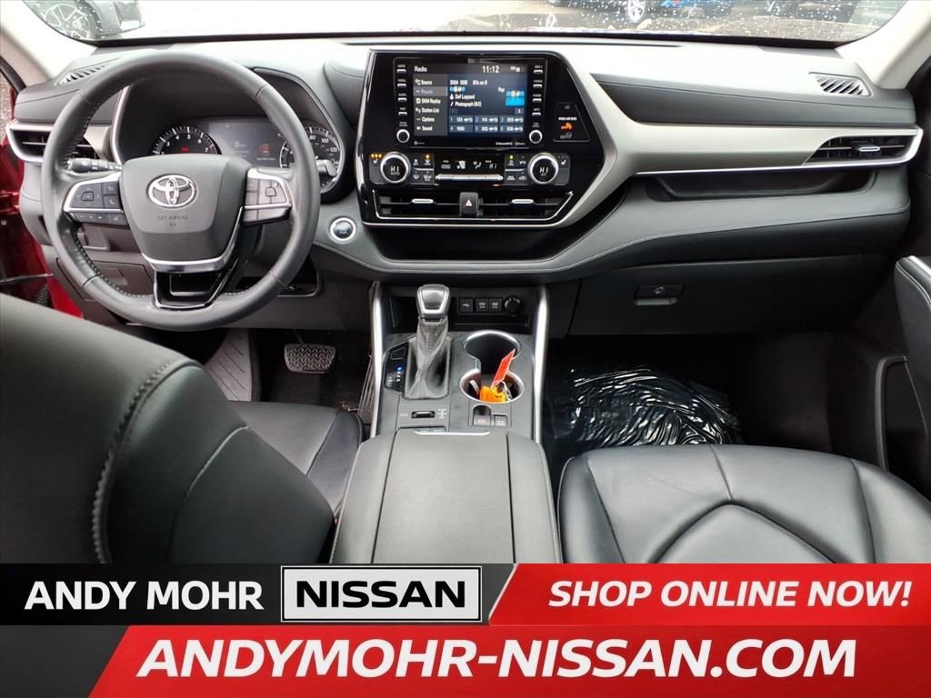 Used 2021 Toyota Highlander XLE image 28
