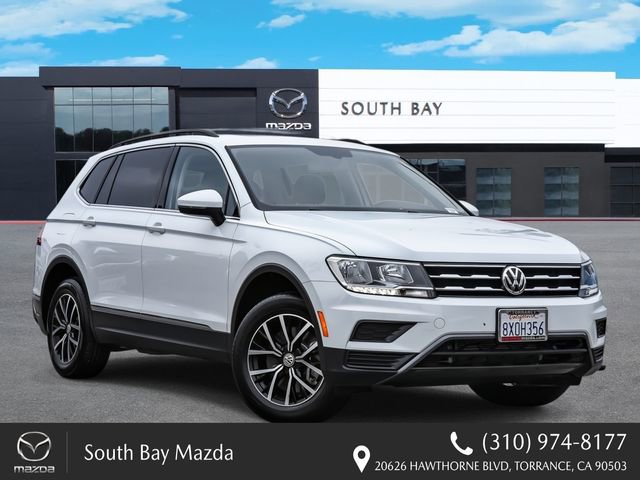 Used 2021 Volkswagen Tiguan SE w/ Panoramic Sunroof Package FWD image 1