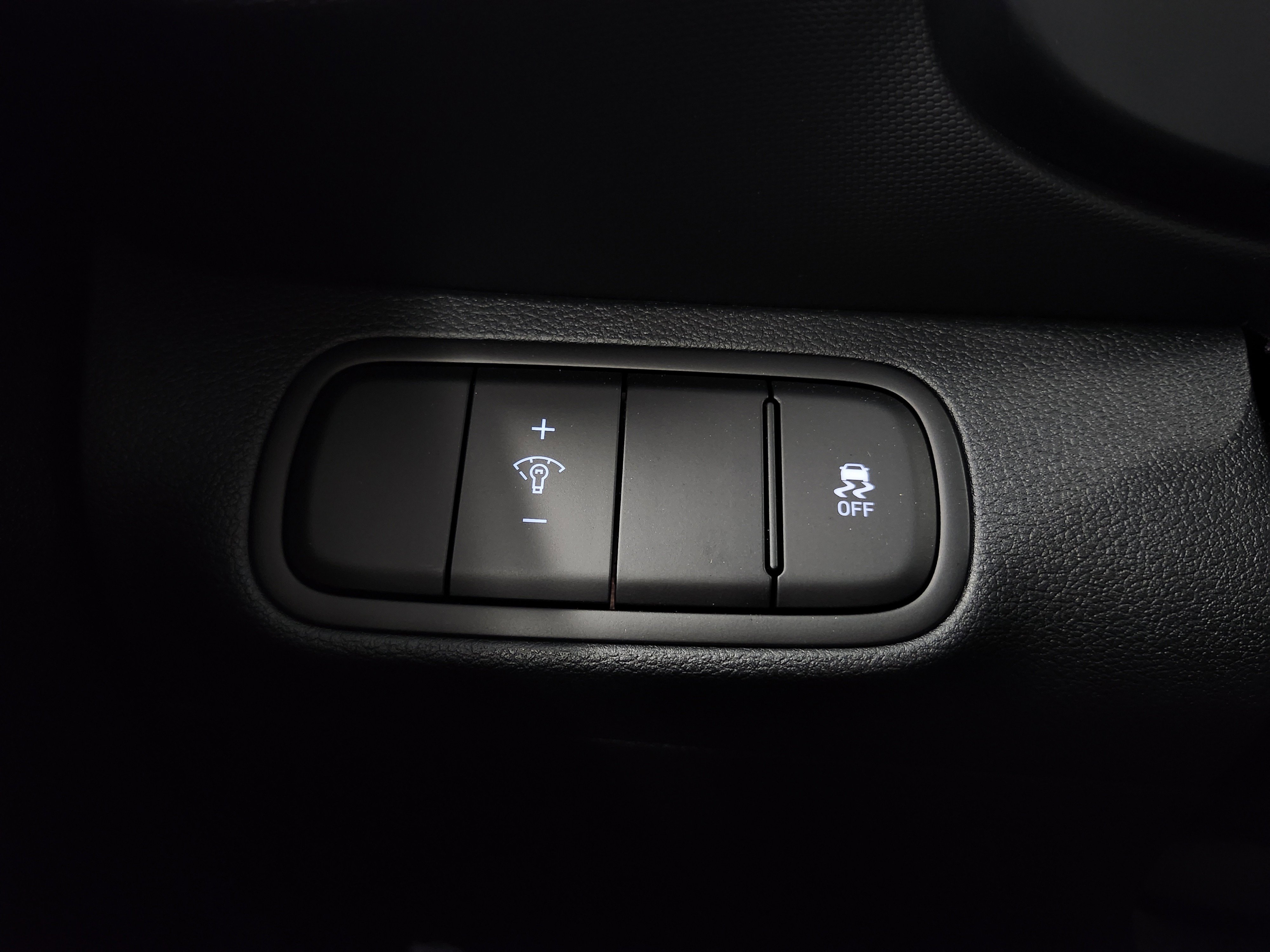 New 2025 Hyundai Venue Limited image 11