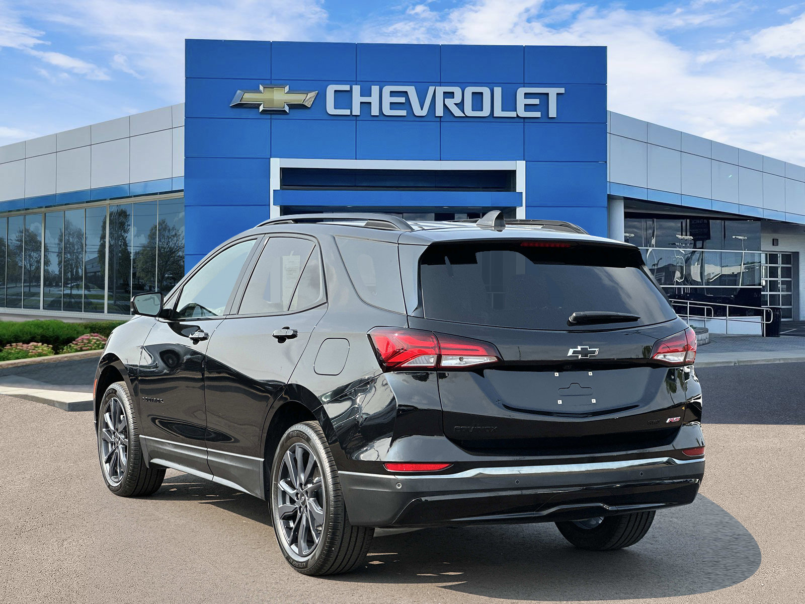 Certified 2023 Chevrolet Equinox RS w/ LPO, Floor Liner Package AWD/4WD image 3