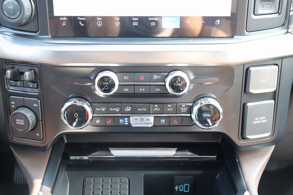 New 2025 Ford F250 King Ranch w/ Chrome Package image 28