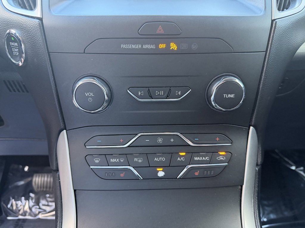 Used 2019 Ford Edge SEL w/ Equipment Group 201A image 26