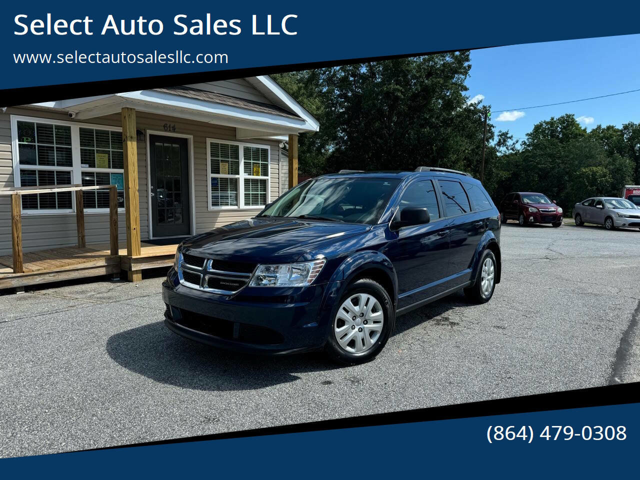 Used 2019 Dodge Journey SE FWD image 1