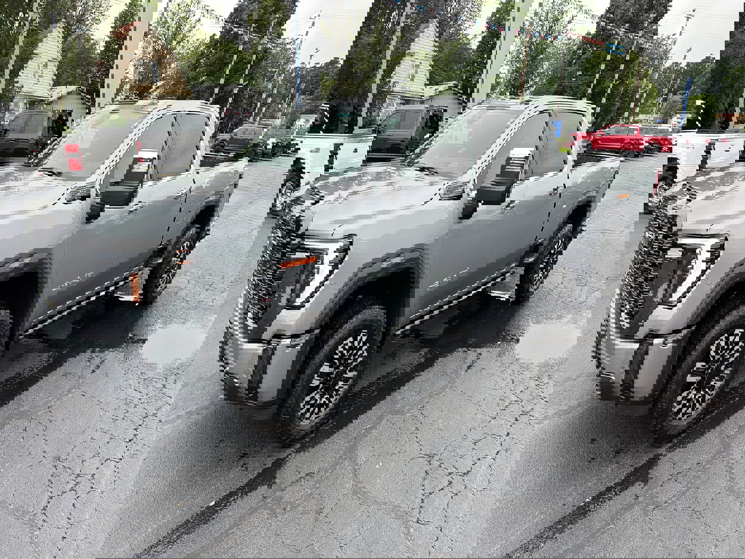 Used 2024 GMC Sierra 2500 Denali Ultimate image 16