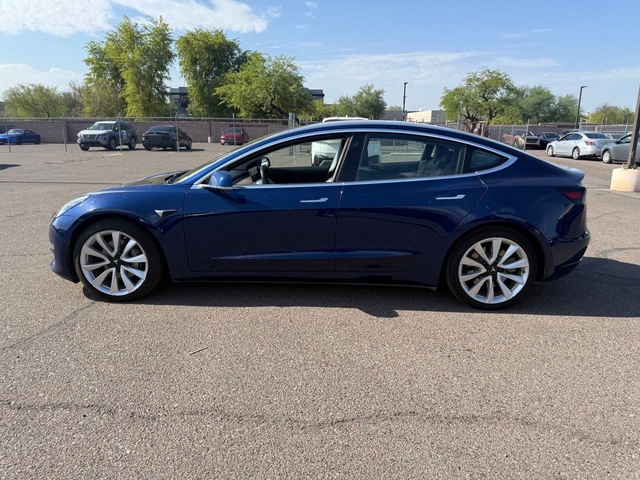 Used 2018 Tesla Model 3 Long Range RWD image 8