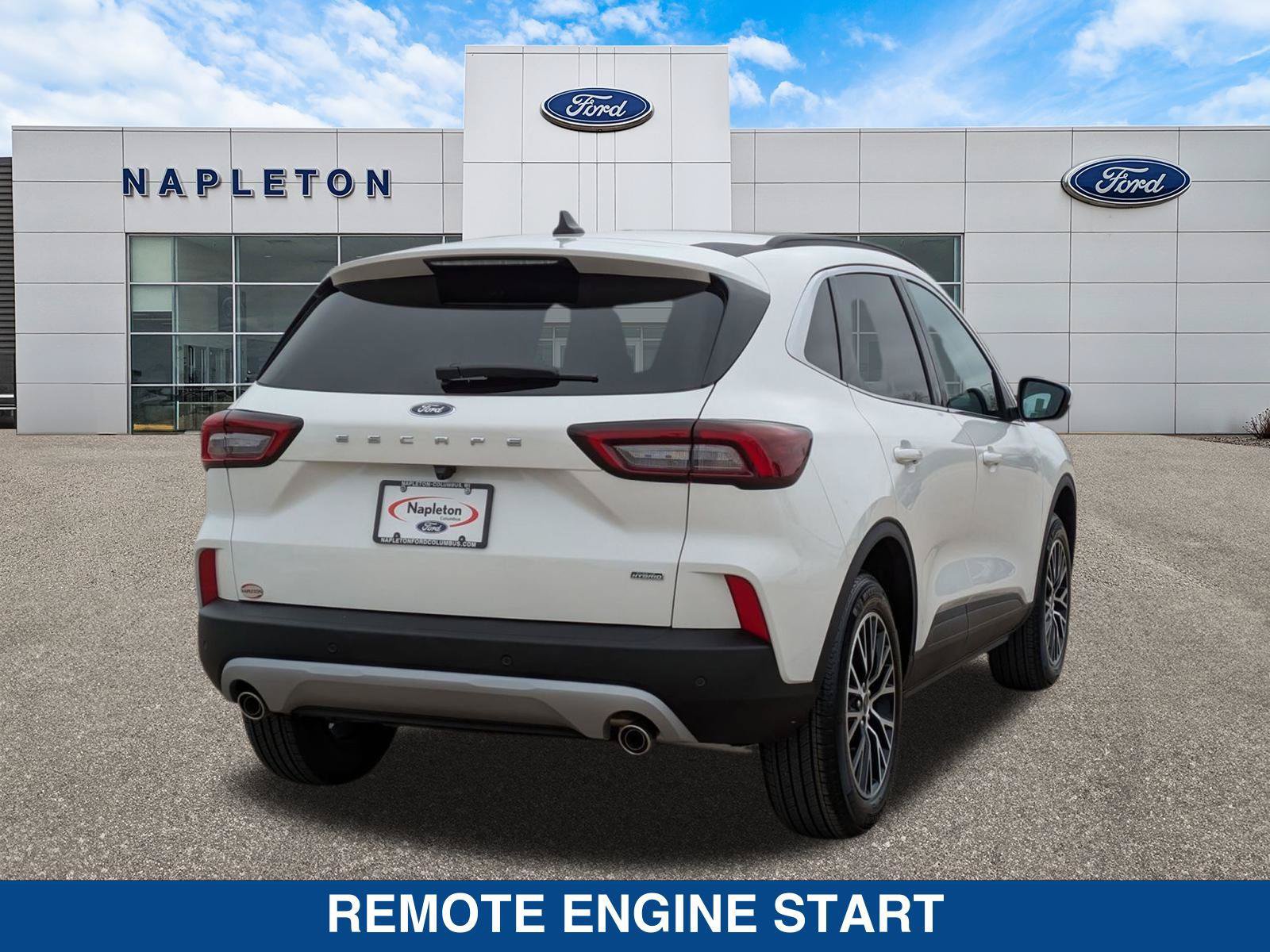 New 2025 Ford Escape SE FWD image 8