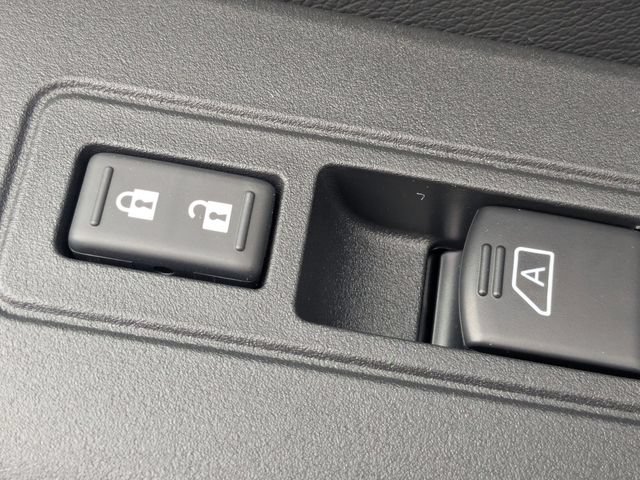New 2026 Nissan Frontier SV w/ SV Convenience Package RWD image 32