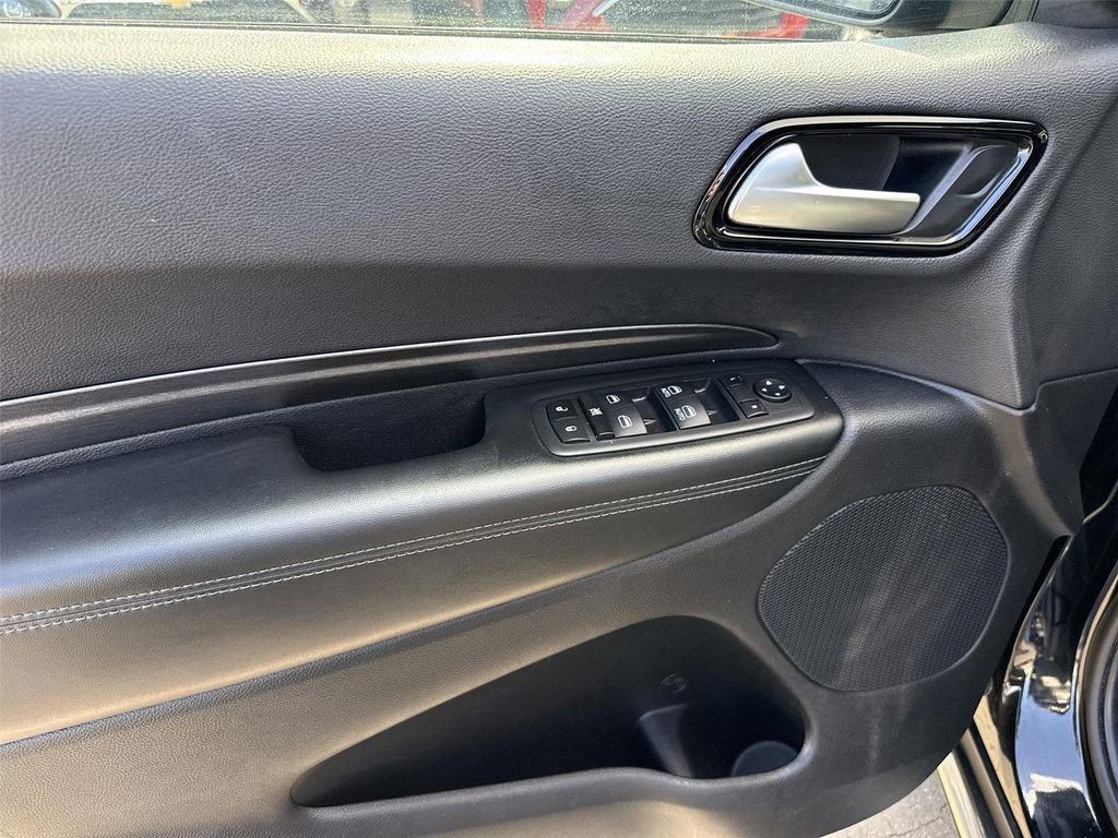 Used 2023 Dodge Durango SXT image 20