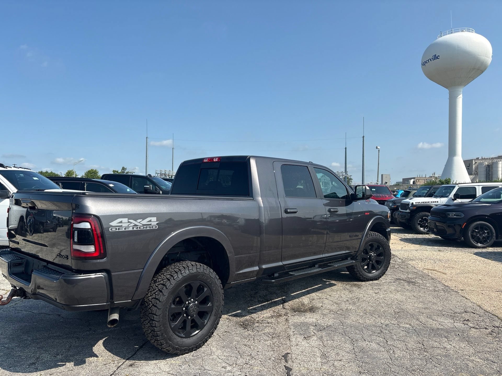Used 2020 RAM 2500 Laramie w/ Night Edition AWD/4WD image 6