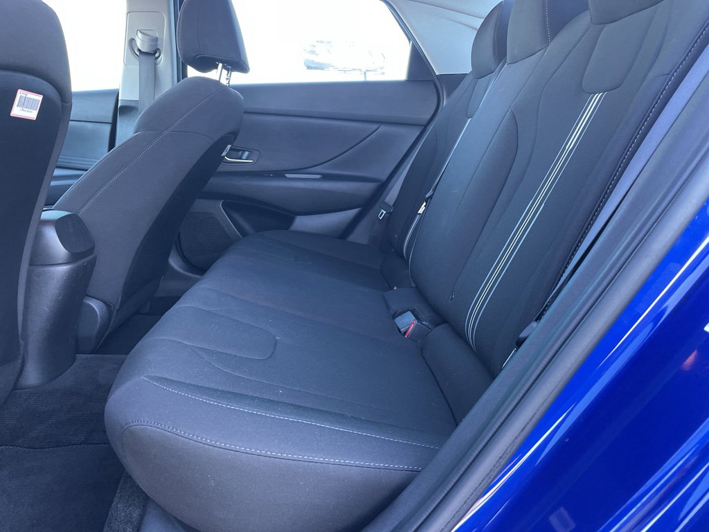 Used 2021 Hyundai Elantra SEL image 19