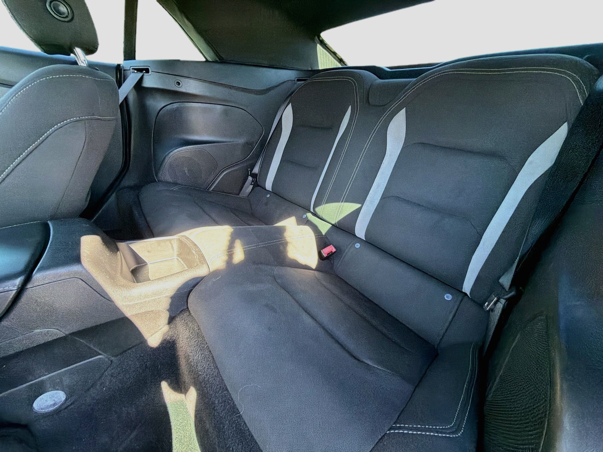 Used 2021 Chevrolet Camaro LT w/ Technology Package RWD image 19