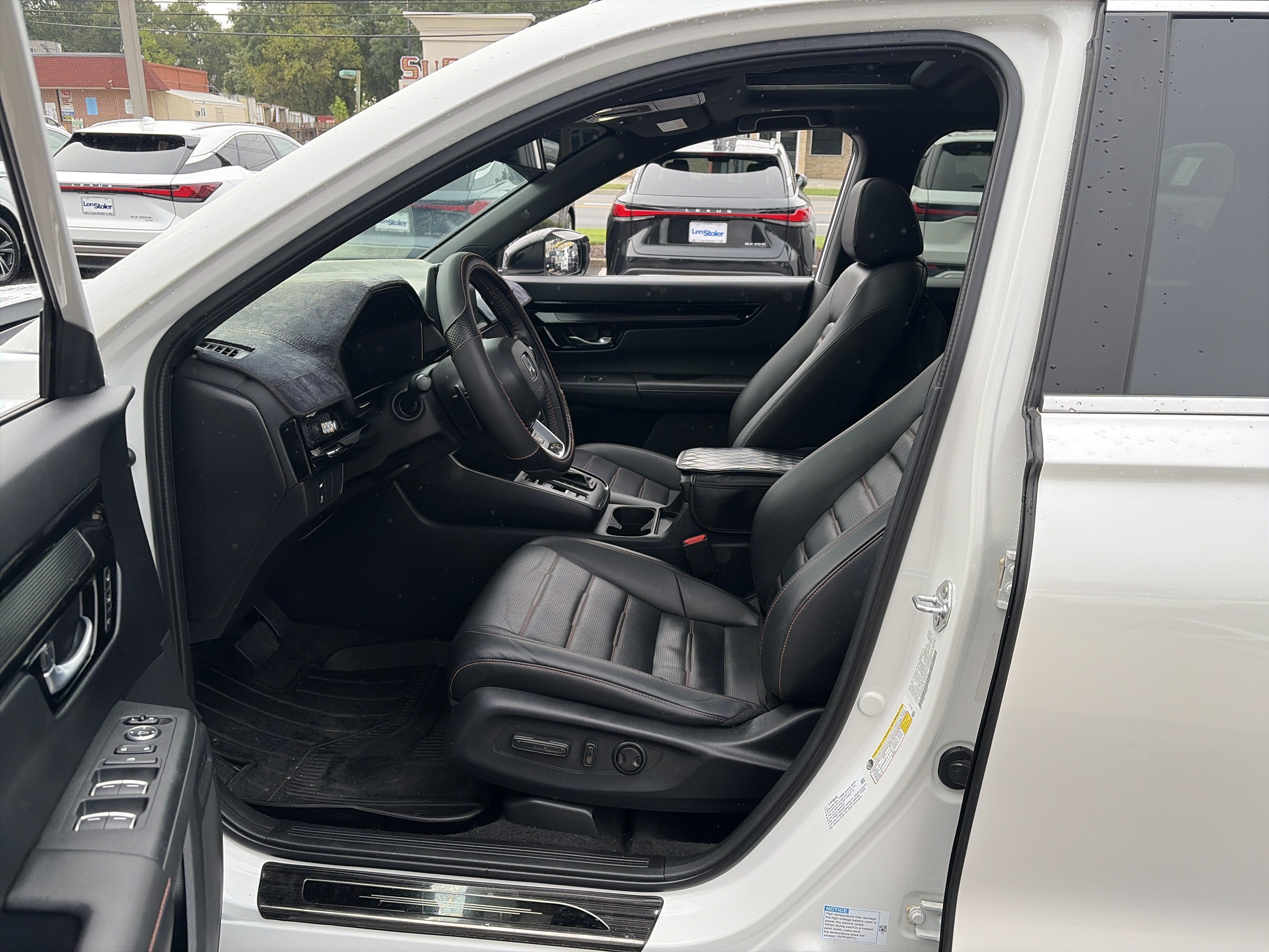 Used 2024 Honda CR-V Sport Touring image 11