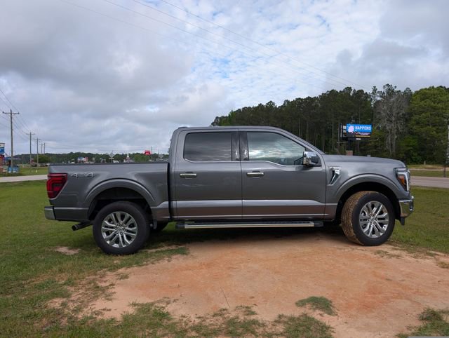 Used 2025 Ford F150 Lariat w/ Equipment Group 501A Mid image 2