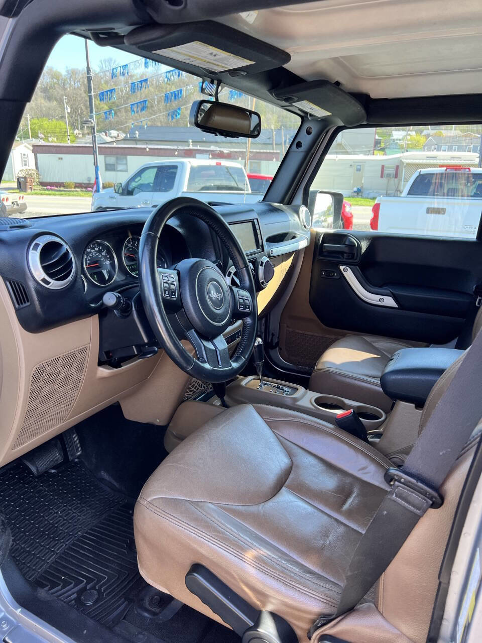 Used 2015 Jeep Wrangler Unlimited Sahara w/ Dual Top Group image 12