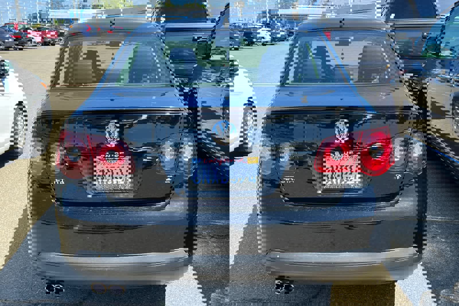 Used 2010 Volkswagen Jetta Limited Edition w/ California Edition Pkg image 5