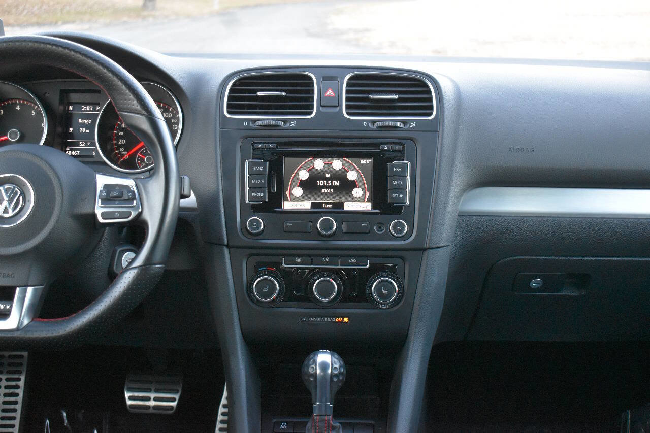 Used 2013 Volkswagen GTI Autobahn image 25