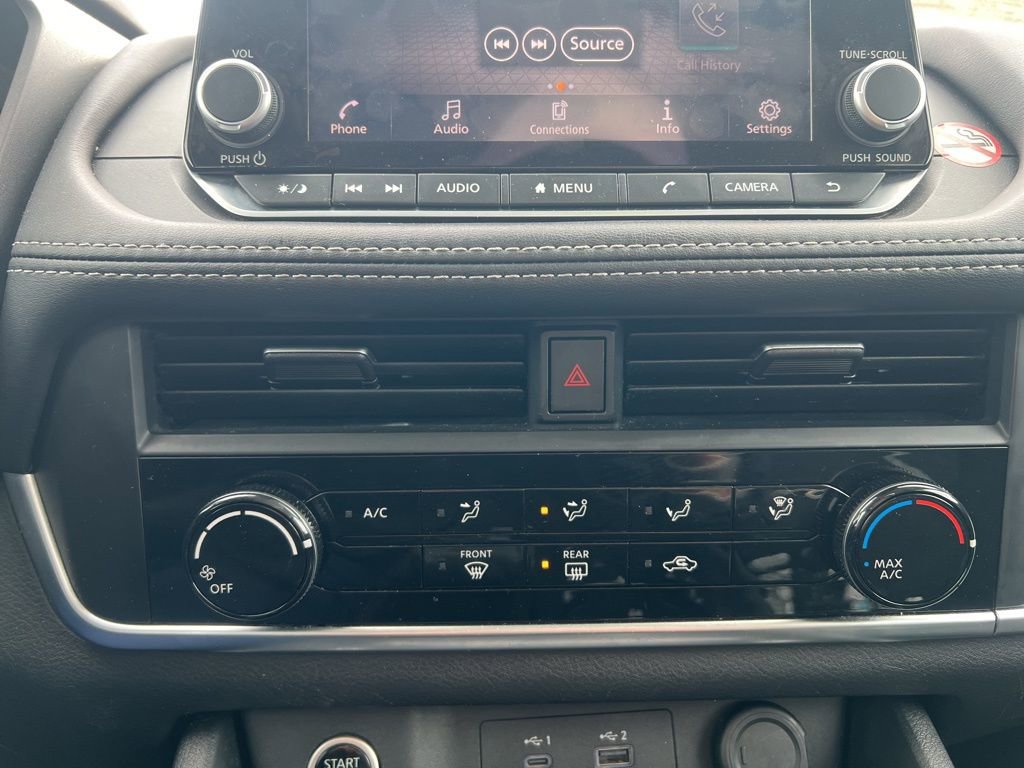 Used 2023 Nissan Rogue S image 19