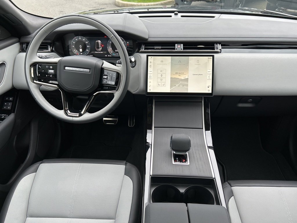 New 2026 Land Rover Range Rover Velar Dynamic SE image 22