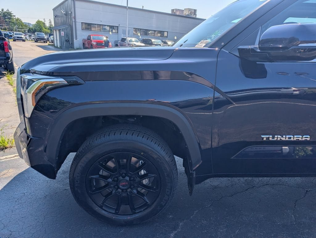 Used 2023 Toyota Tundra Limited w/ TRD Off-Road Package AWD/4WD image 2