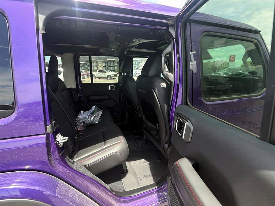 New 2026 Jeep Wrangler Unlimited Rubicon AWD/4WD image 26
