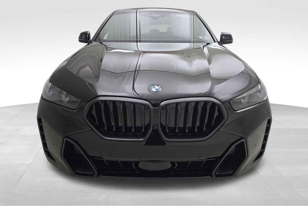 New 2027 BMW X6 xDrive40i w/ Premium Package AWD/4WD image 3