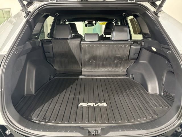 Used 2025 Toyota RAV4 XSE w/ Weather Package AWD/4WD image 12