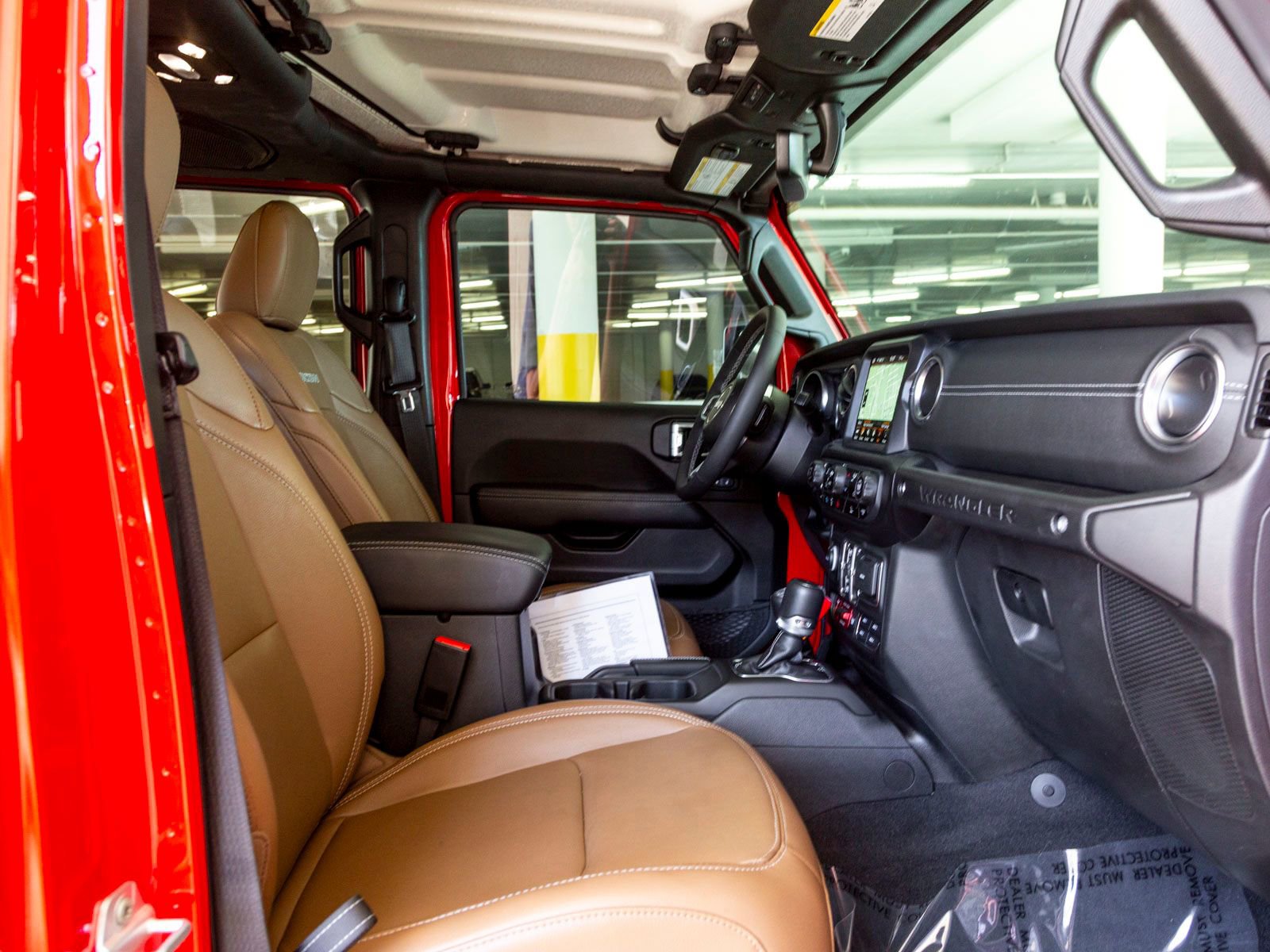 Used 2023 Jeep Wrangler Unlimited Rubicon 4xe image 28