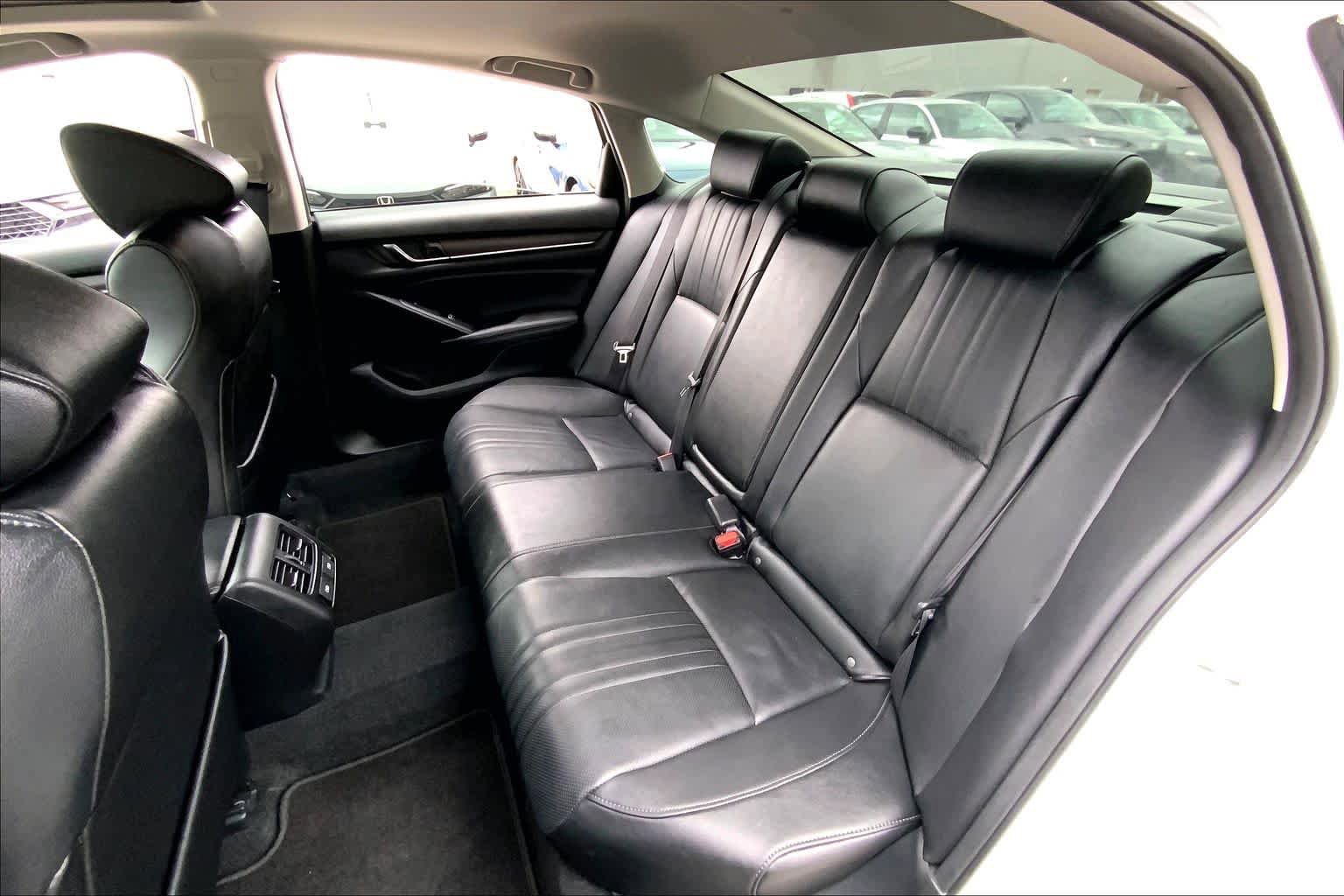 Used 2021 Honda Accord Touring image 21