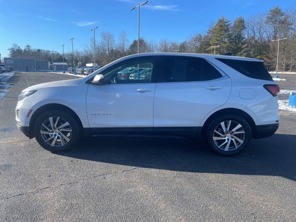 Used 2022 Chevrolet Equinox LT image 3