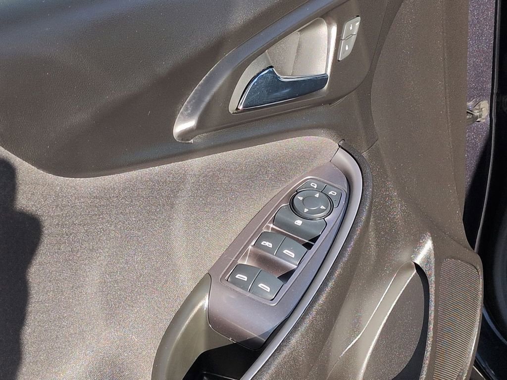 Used 2023 Chevrolet Malibu LT FWD image 26