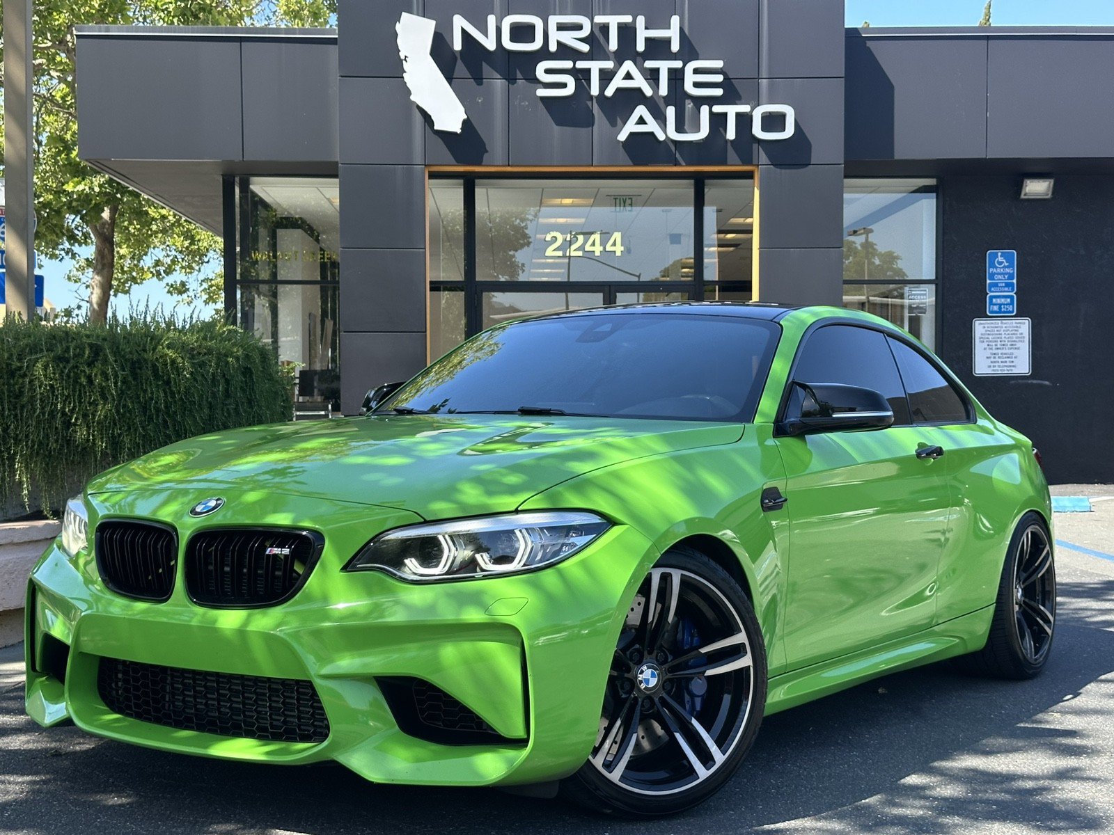 Used 2018 BMW M2 w/ Executive Package RWD image 2