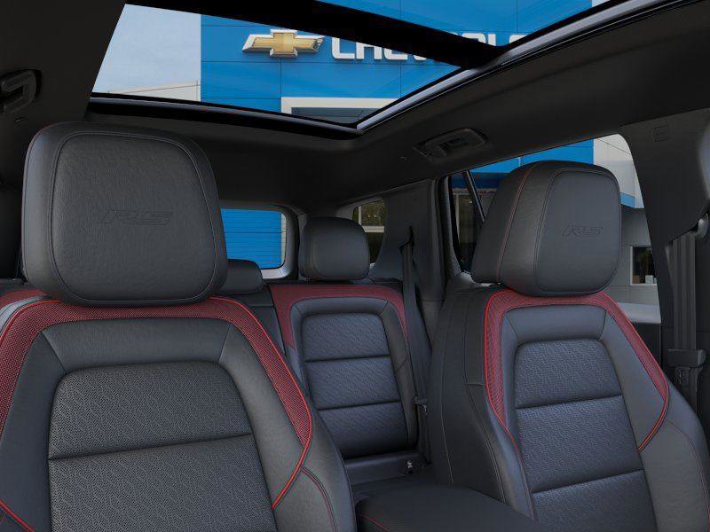 New 2026 Chevrolet Equinox RS w/ Convenience Package III AWD/4WD image 24