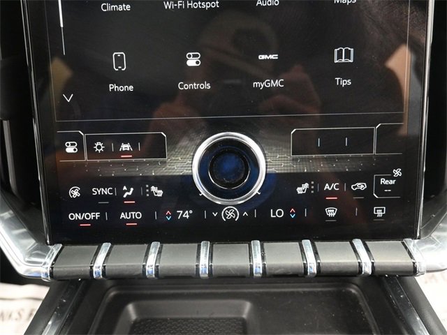 Used 2024 GMC Acadia Elevation image 21