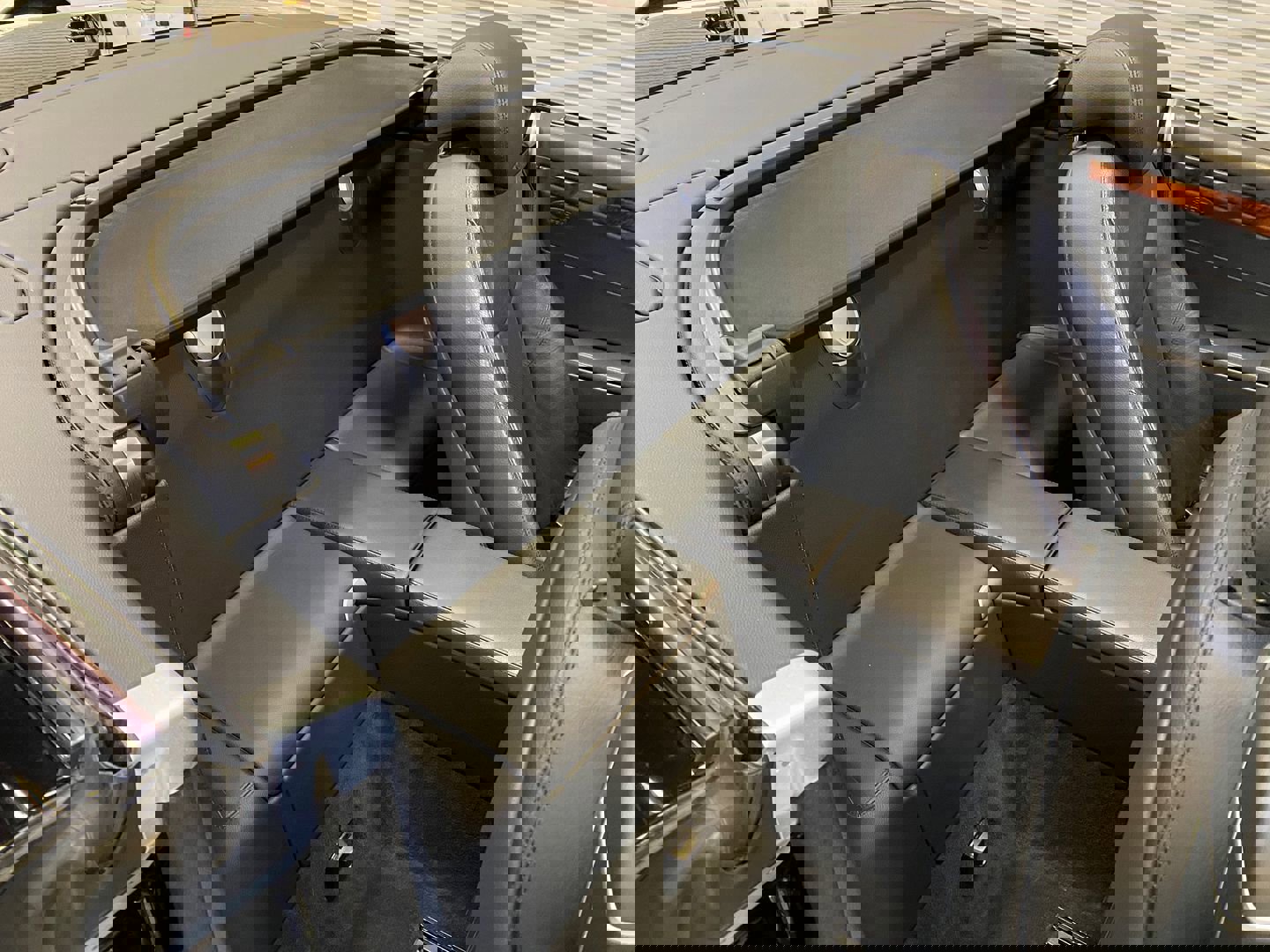 Used 2007 Mercedes-Benz SL 550 image 29