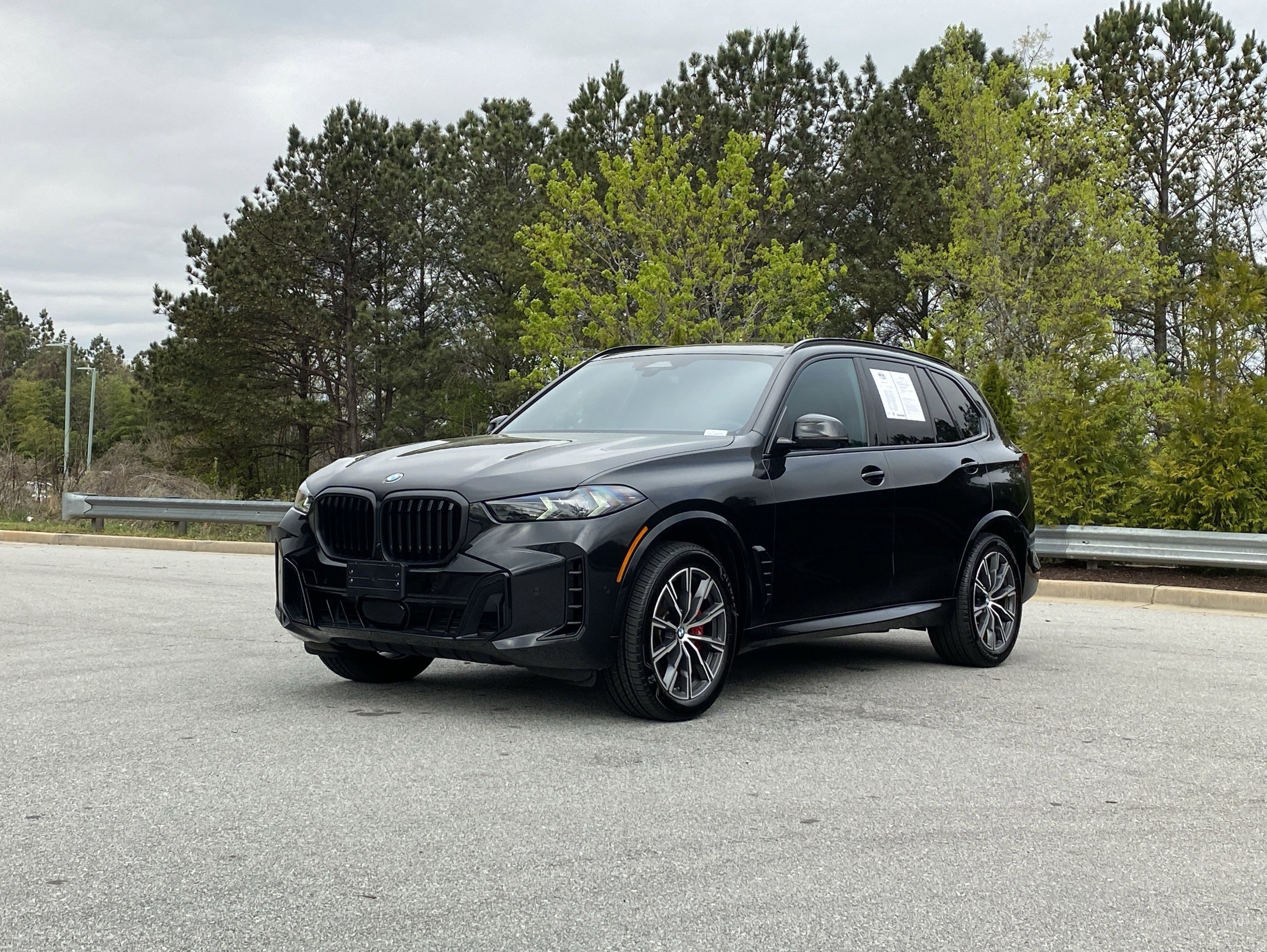 Used 2025 BMW X5 xDrive40i w/ M Sport Package image 14