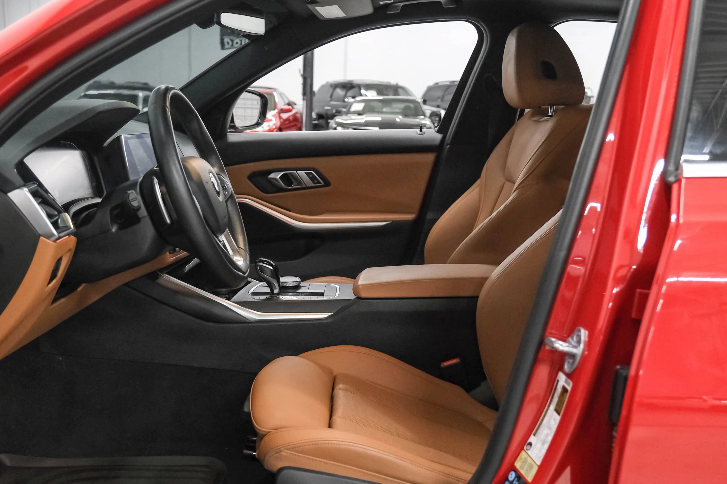 Used 2022 BMW 330i Sedan w/ Premium Package 2 RWD image 3
