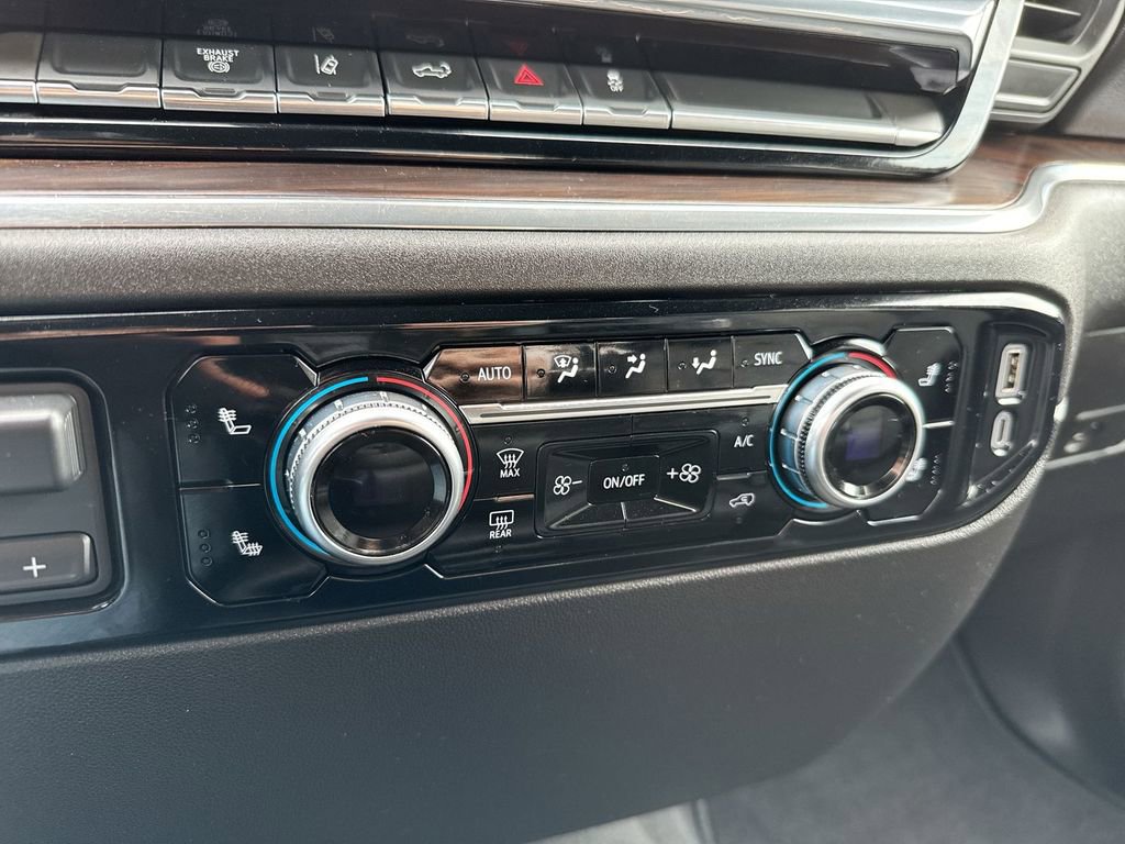 Used 2024 GMC Sierra 2500 SLT image 16