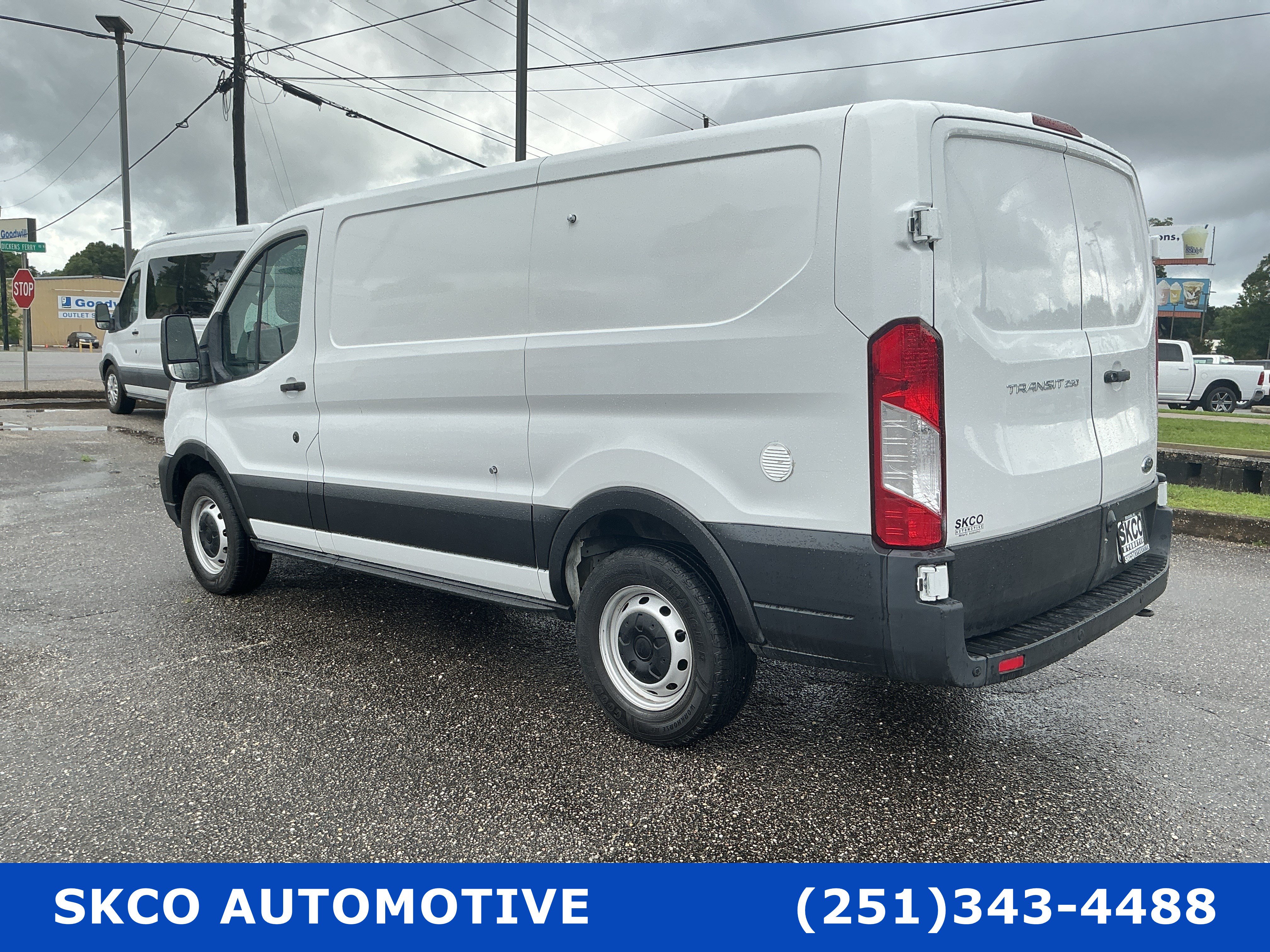 Used 2020 Ford Transit 250 Low Roof w/ Upfitter Package RWD image 3